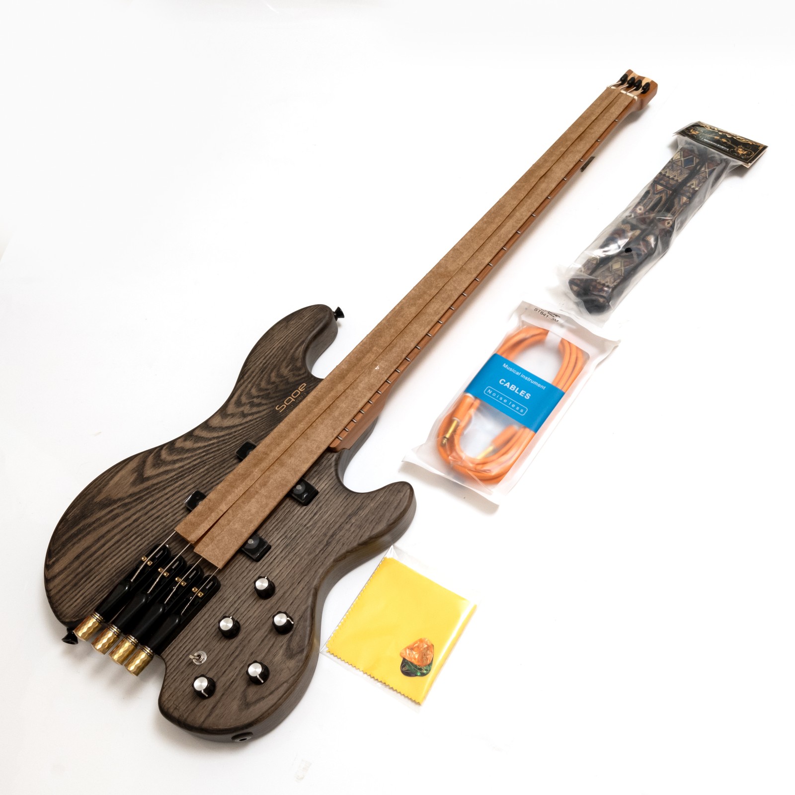 กีตาร์เบส 4 สาย แบบไม่มีหัว ตั - Bass Guitar Fretless บทวิจารณ์และราคา