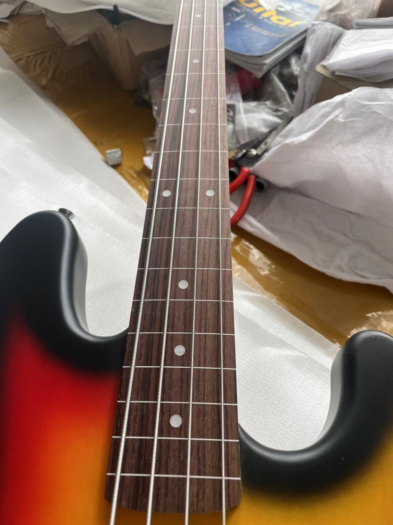 จัดส่งฟรีคุณภาพสูง 4 สายเบสไฟฟ - Bass Guitar Fretless บทวิจารณ์และราคา